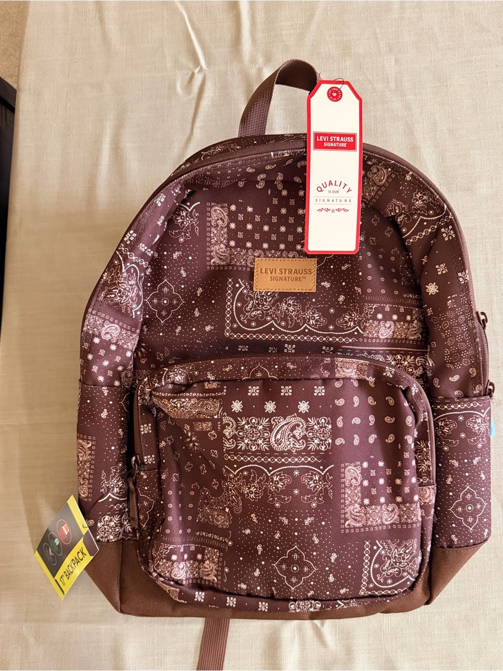 Levi’s Brown Bandana Print Backpack - 17.5 inches New with Tags - Picture 6 of 6